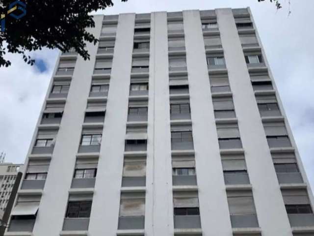 Apto p/ locação, c/25 m. AU, andar alto, reformado, s/ vaga. Prox. Santa Casa e metrô Santa Cecilia.