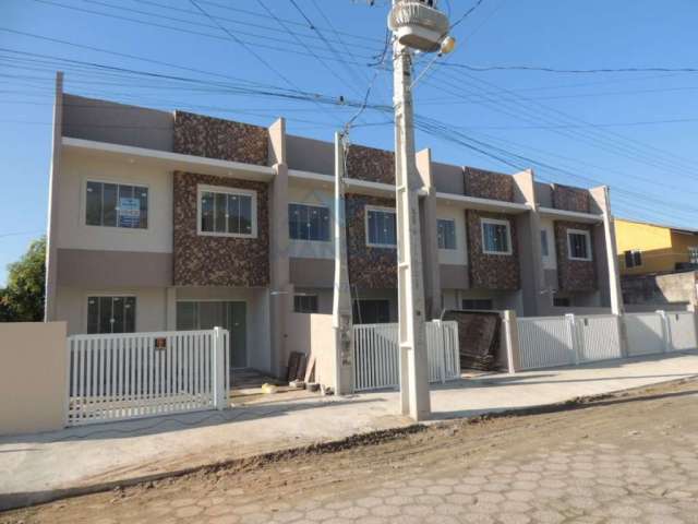 Sobrado com 3 dormitórios à venda, 78 m² por R$ 490.000,00 - Ipanema - Pontal do Paraná/PR