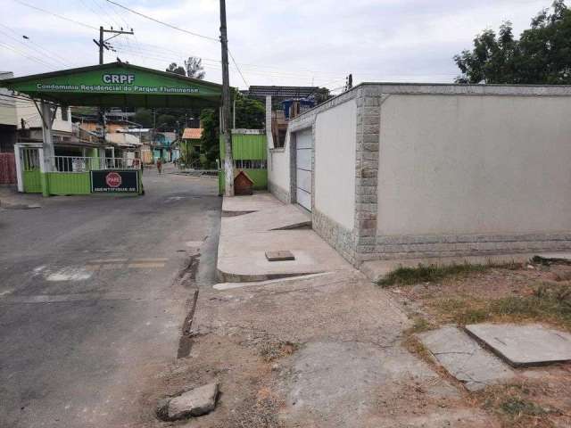 Terreno para Venda em Duque de Caxias, Parque Fluminense