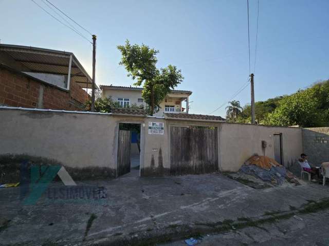 Casa 4 dormitórios ou + para Venda em Belford Roxo, Jardim Tupiara, 4 dormitórios, 2 banheiros, 2 vagas