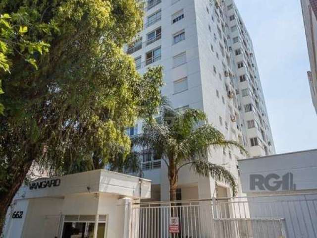 Ótimo apartamento no Condomínio Vanguard, no bairro Santana, de fundos, mobiliado, com 47m² privativos, de 1 dormitório, infra e vaga. Possui sala para 2 ambientes com rebaixe em gesso, 1 dormitório, 