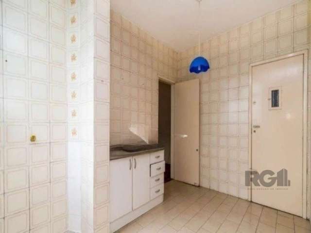 Apartamento de 2 (dois) dormitórios com 69m² de área privativa, living 2 (dois) ambientes, cozinha com pia e armários, dependência de empregada, área de serviço com tanque, banheiro social com box, ba