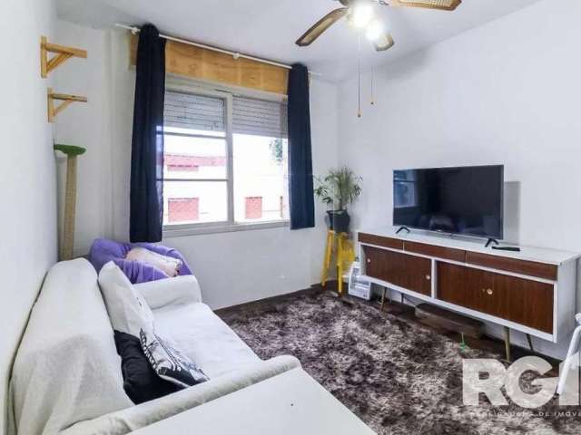 Apartamento arejado e iluminado pelo sol da manhã, este imóvel único de 4 dormitórios está localizado no Passo da Areia. Com amplos espaços de sala de estar e jantar, oferece um ambiente claro e agrad