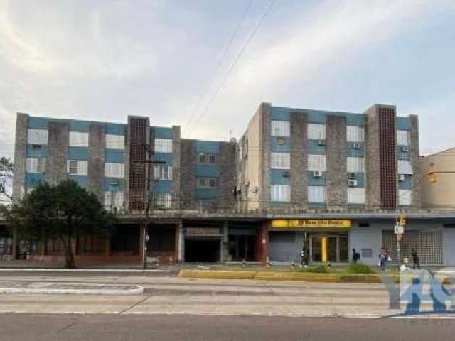 Amplo apartamento com 2 dormitórios, sala, cozinha, banheiro social e área de serviço. quarto andar, lateral. aproximadamente 75m² privativos.  localizado na av. assis brasil,  ao lado do shopping bou