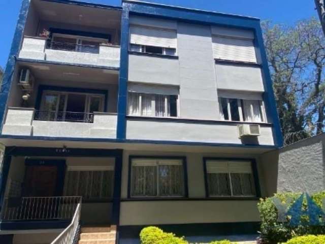 Apartamento com 2  dormitórios, ampla sala, cozinha e banheiro com piso novo em porcelanato, 70m²,  segundo andar. Apartamento atualmente alugado&lt;BR&gt;Ótima localização, na Rua Pedro Américo, próx