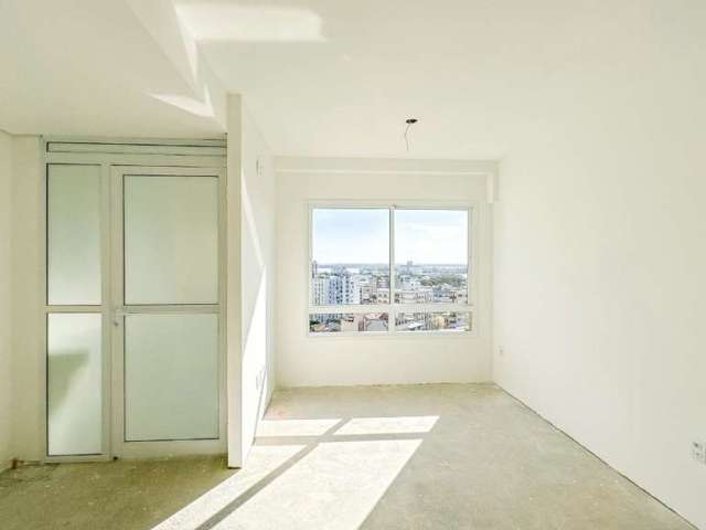 Apartamento novo de 43m², localizado no último andar, no desejado bairro Moinhos de Vento. Conta com 1 dormitório (suíte), 1 lavabo e 1 vaga de garagem escriturada. Destaque para a vista definida e a 