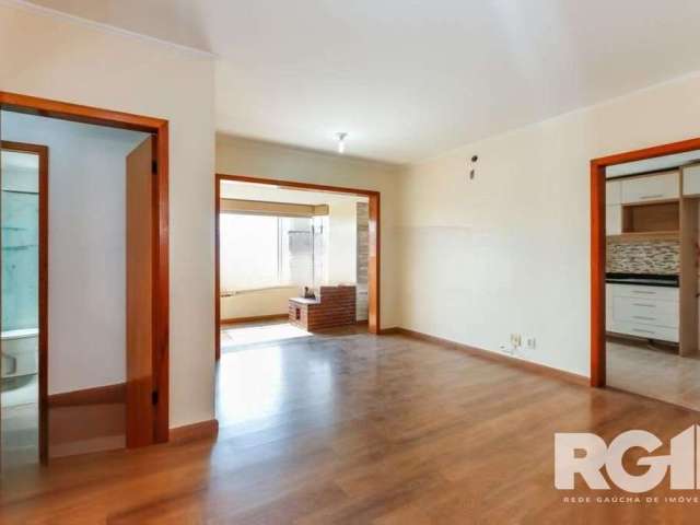 Apartamento com 91.5m² de área privativa, 2 dormitórios, sendo 1 suíte, 2 banheiros, churrasqueira, sala com 2 ambientes, área de serviço, vagas de garagem, em condomínio com elevador, portaria, pisci