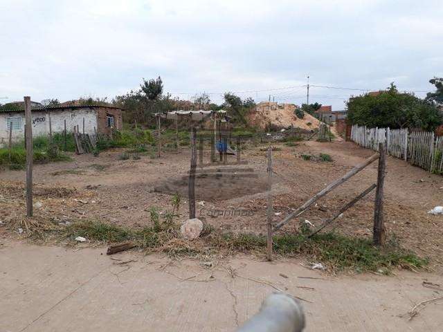 Terreno à venda no Jardim do Lago Continuação, Campinas  por R$ 180.000