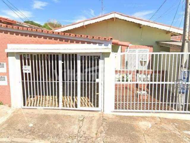 Casa com 3 quartos para alugar no Jardim García, Campinas , 149 m2 por R$ 2.300