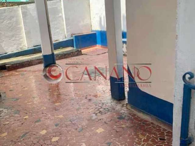 Casa com 4 quartos à venda na Avenida Dom Hélder Câmara, Abolição, Rio de Janeiro, 90 m2 por R$ 300.000