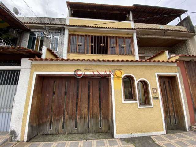 Casa com 3 quartos à venda na Rua Mário Carpenter, Abolição, Rio de Janeiro, 305 m2 por R$ 650.000