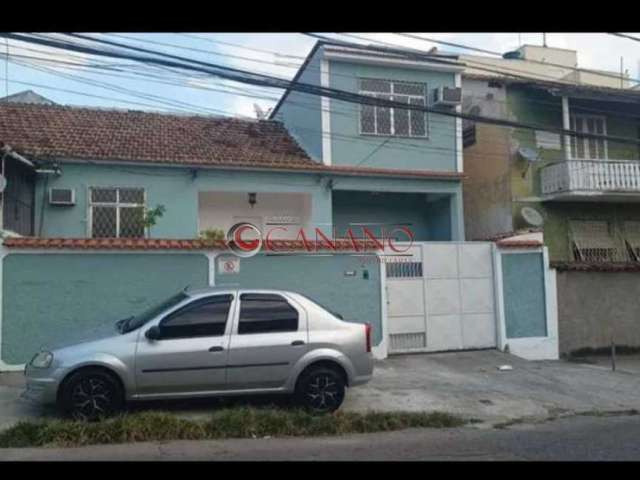 Casa com 4 quartos à venda na Rua Visconde de Santa Cruz, Engenho Novo, Rio de Janeiro, 280 m2 por R$ 450.000