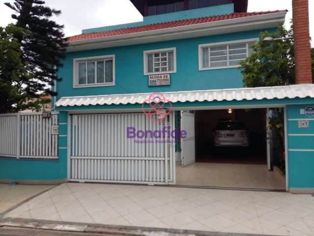 Casa para venda com porteira fechada, localizada no centro, na cidade de peruíbe.