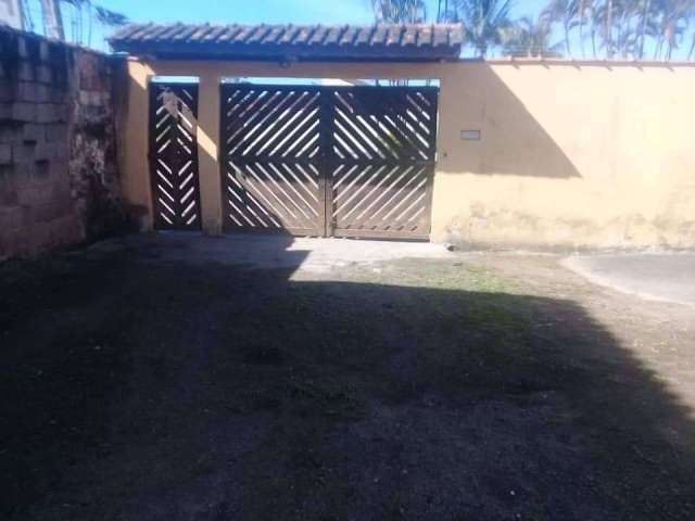 Vendo casa próxima a rodoviária  de caraguatatuba