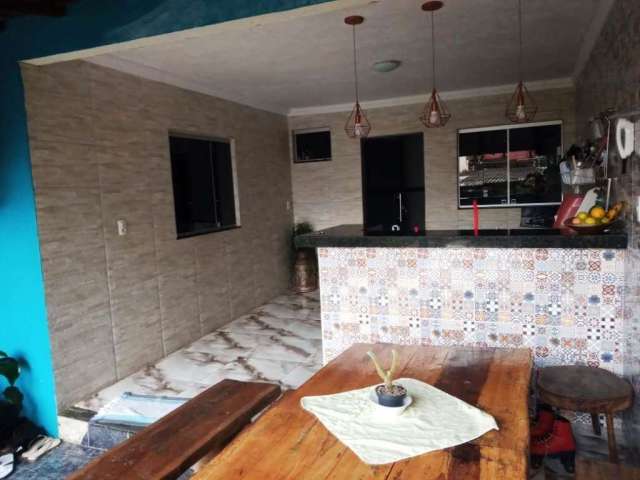 Casa com 2 quartos à venda na Rua Carlos Vitoriano de Sá, Bela Vista, Contagem por R$ 300.000