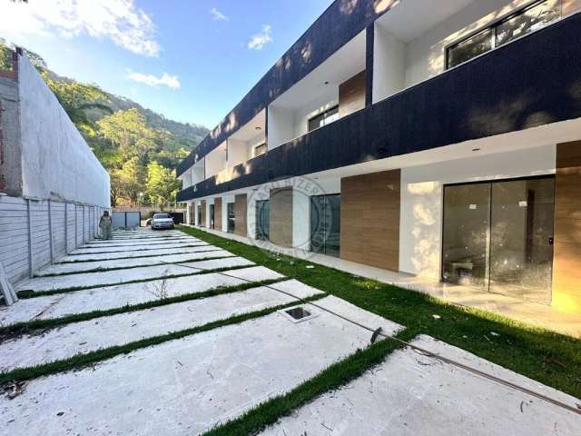 Casa Duplex em Itaocaia Valley