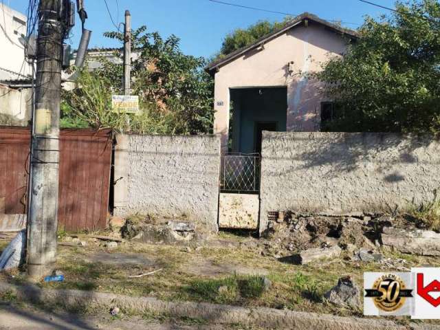 Casa com terreno em área nobre de Campo Grande - RJ