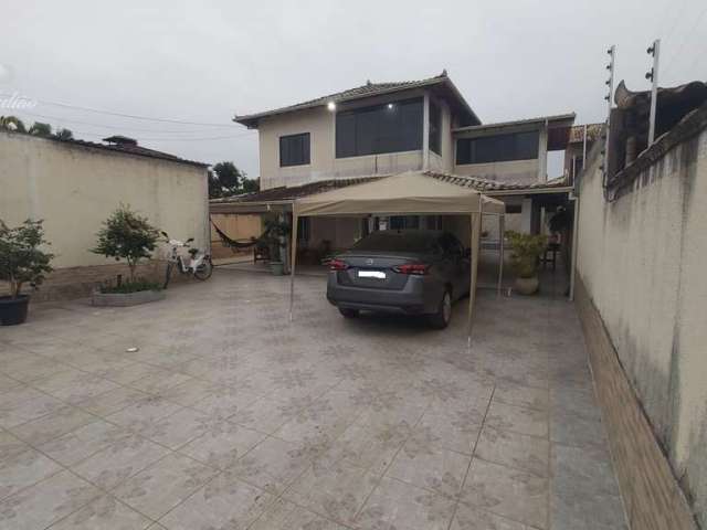 Casa duplex com 3 quartos sendo 1 suíte a venda no bairro ouro verde em rio das ostras rj