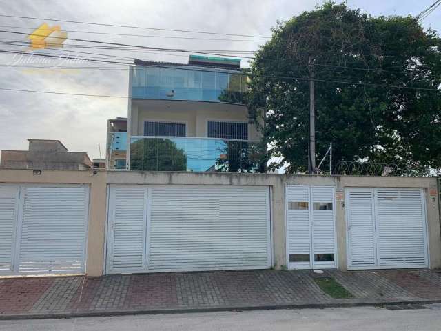 Casa triplex com 3 quartos, sendo 1 suite, para locação no jardim bela vista, rio das ostras, rj