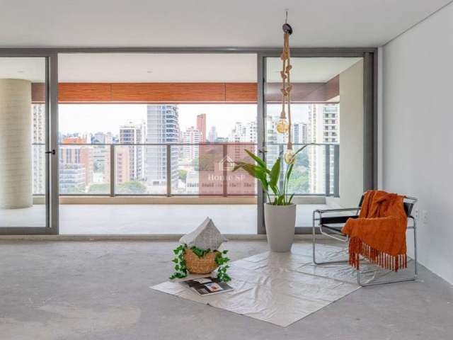 Apartamento novo no Contrapiso com 4 suítes e 3 vagas..