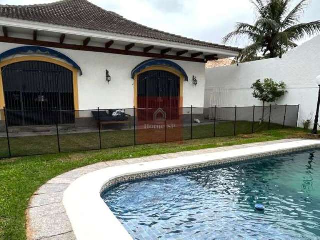 Charmosa casa com estilo colonial brasileiro, estuda permuta por apto com 200m  Moema e Campo Belo