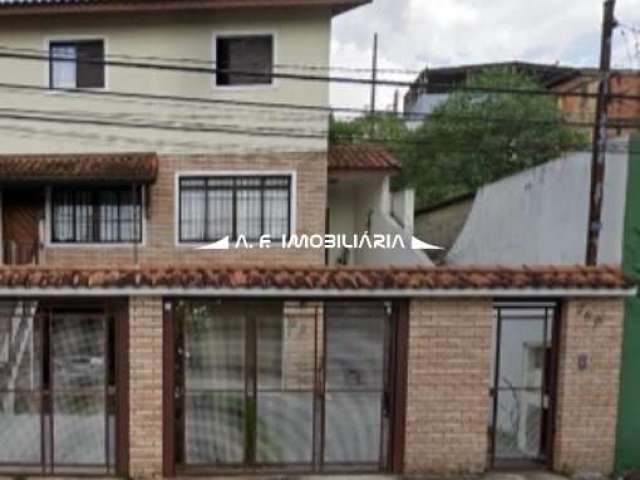 Excelente Sobrado no Imirim com 3 quartos, 1 suíte, 2 vagas e Churrasqueira