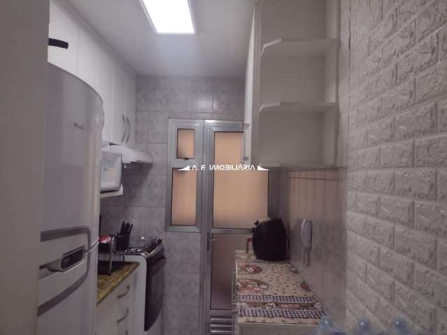 Apartamento em Condomínio Padrão para Venda no bairro Jardim Lajeado, 2 dorm, 1 vagas, 50 m..REFRAF