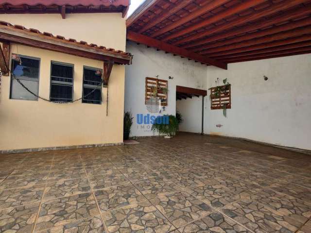 Casa para Venda em Bauru, Parque São João, 3 dormitórios, 1 suíte, 2 banheiros, 4 vagas