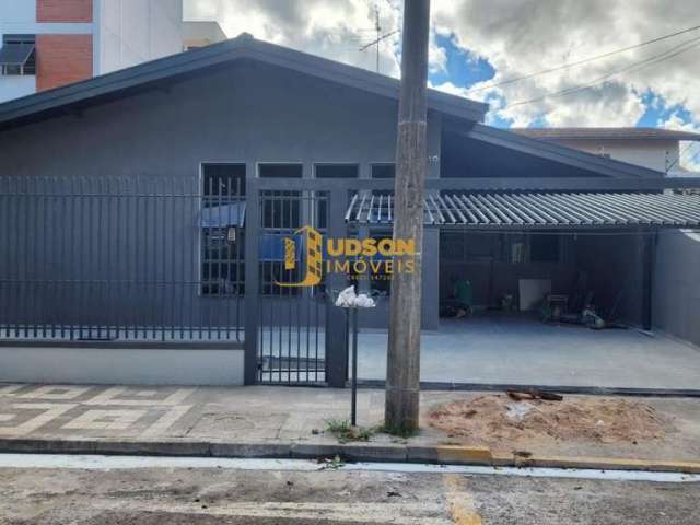 Casa para Venda em Bauru, Jardim Cruzeiro do Sul, 3 dormitórios, 1 suíte, 2 banheiros, 2 vagas