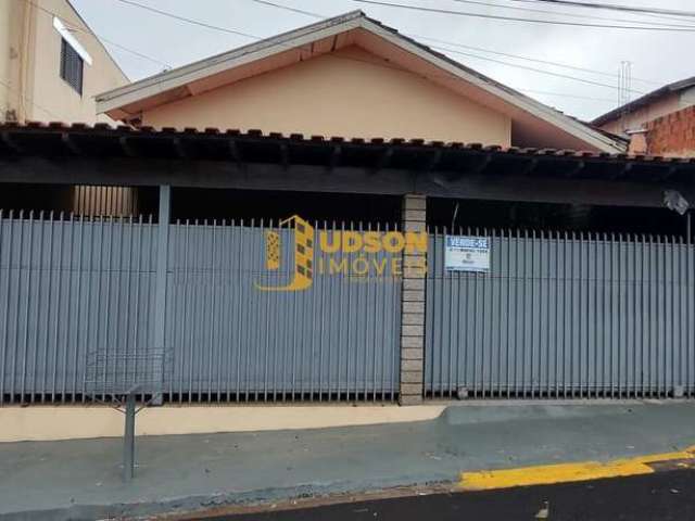 Casa para Venda em Bauru, Jardim Gerson França, 3 dormitórios, 2 banheiros, 3 vagas