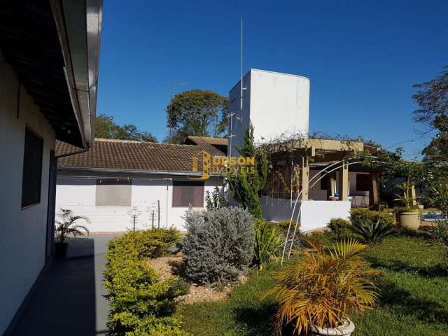 Chácara para Venda em Agudos, Recanto dos Nobres, 3 dormitórios, 1 suíte, 6 banheiros, 4 vagas