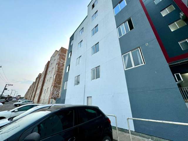 Apartamento reformado a venda no bairro Serraria em São José