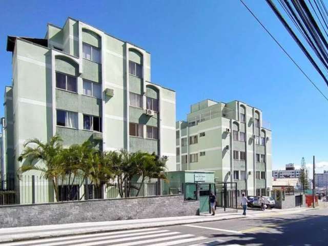 Apartamento a venda na Rua Santos Saraiva localizado no bairro Estreito, em Florianópolis.