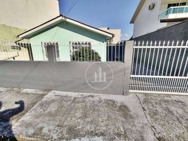 Casa com 3 dormitórios à venda, 130 m² por R$ 650.000,00 - Forquilhinhas - São José/SC