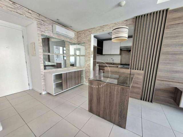 Apartamento com 2 dormitórios à venda, 64 m² por R$ 650.000,00 - Campinas - São José/SC