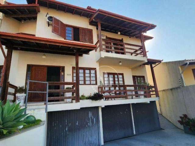 Casa com 4 dormitórios à venda, 329 m² por R$ 1.450.000,00 - Capoeiras - Florianópolis/SC