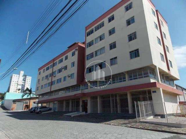 Apartamento com 3 dormitórios à venda, 75 m² por R$ 339.000,00 - Barreiros - São José/SC