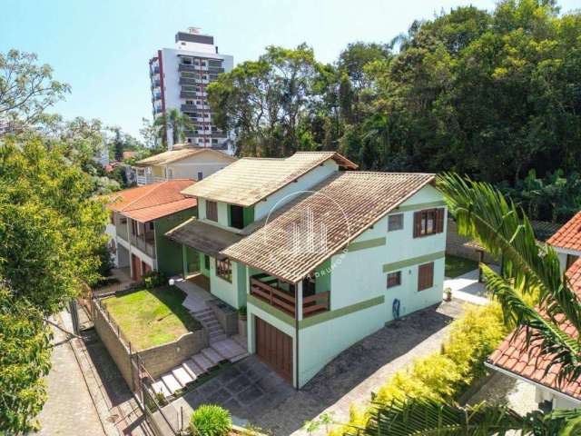 Casa com 4 dormitórios à venda, 245 m² por R$ 1.450.000,00 - Itacorubi - Florianópolis/SC