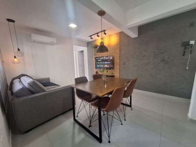 Apartamento com 2 dormitórios à venda, 44 m² por R$ 400.000,00 - Estreito - Florianópolis/SC