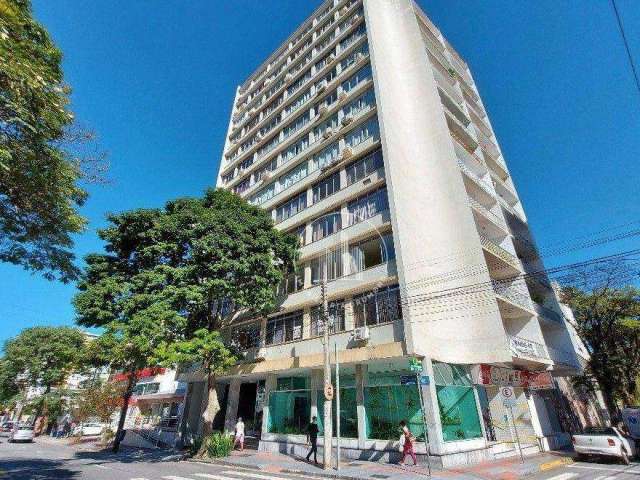 Apartamento com 2 dormitórios à venda, 72 m² por R$ 710.000,00 - Centro - Florianópolis/SC