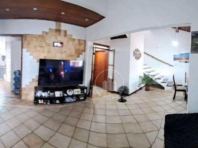 Casa com 3 dormitórios à venda, 160 m² por R$ 690.000,00 - Coqueiros - Florianópolis/SC