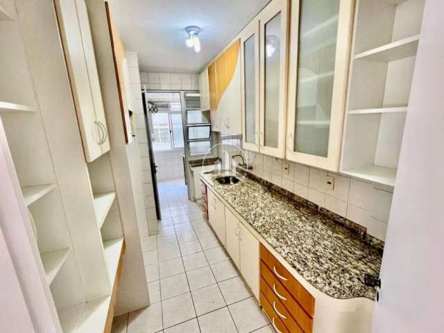 Apartamento em Coqueiros - Florianópolis