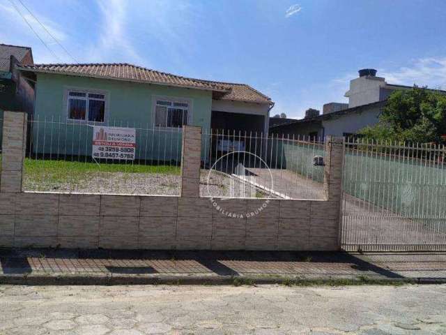 Casa com 3 dormitórios à venda, 200 m² por R$ 425.000 - Serraria - São José/SC