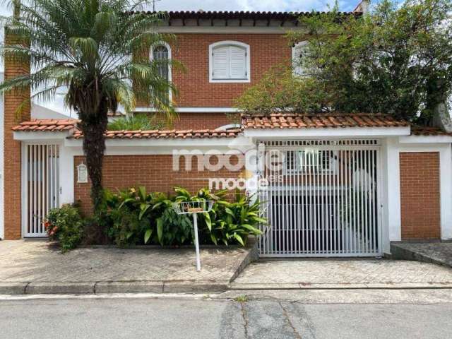 Sobrado com 3 Quartos à Venda, 250m² por R$ 1.150.000,00 - Cidade São Francisco -SP