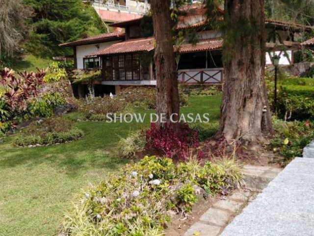 Casa com 5 quartos à venda na Rua Doutor Dulcidio Gonçalves, Parque do Ingá, Teresópolis, 250 m2 por R$ 1.340.000