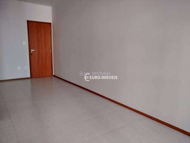 Apartamento Residencial à venda, Granbery, Juiz de Fora - AP0073.