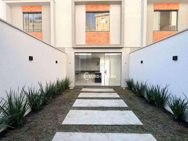 Casa com 3 dormitórios à venda, 200 m² por R$ 839.000,00 - Santa Catarina - Juiz de Fora/MG