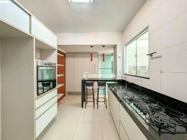 Apartamento Garden com 3 dormitórios à venda, 120 m² por R$ 540.000,00 - São Mateus - Juiz de Fora/MG