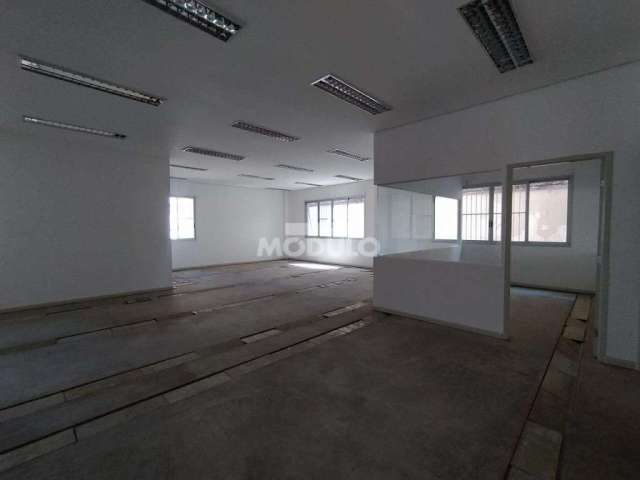 Sala comercial para locação no bairro Tabajaras