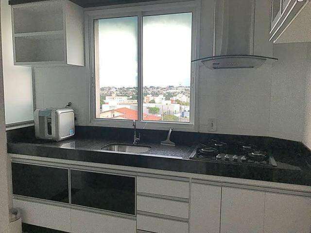 APARTAMENTO à venda, 2 quartos, 1 suíte, 2 vagas, Santa Mônica - Uberlândia/MG